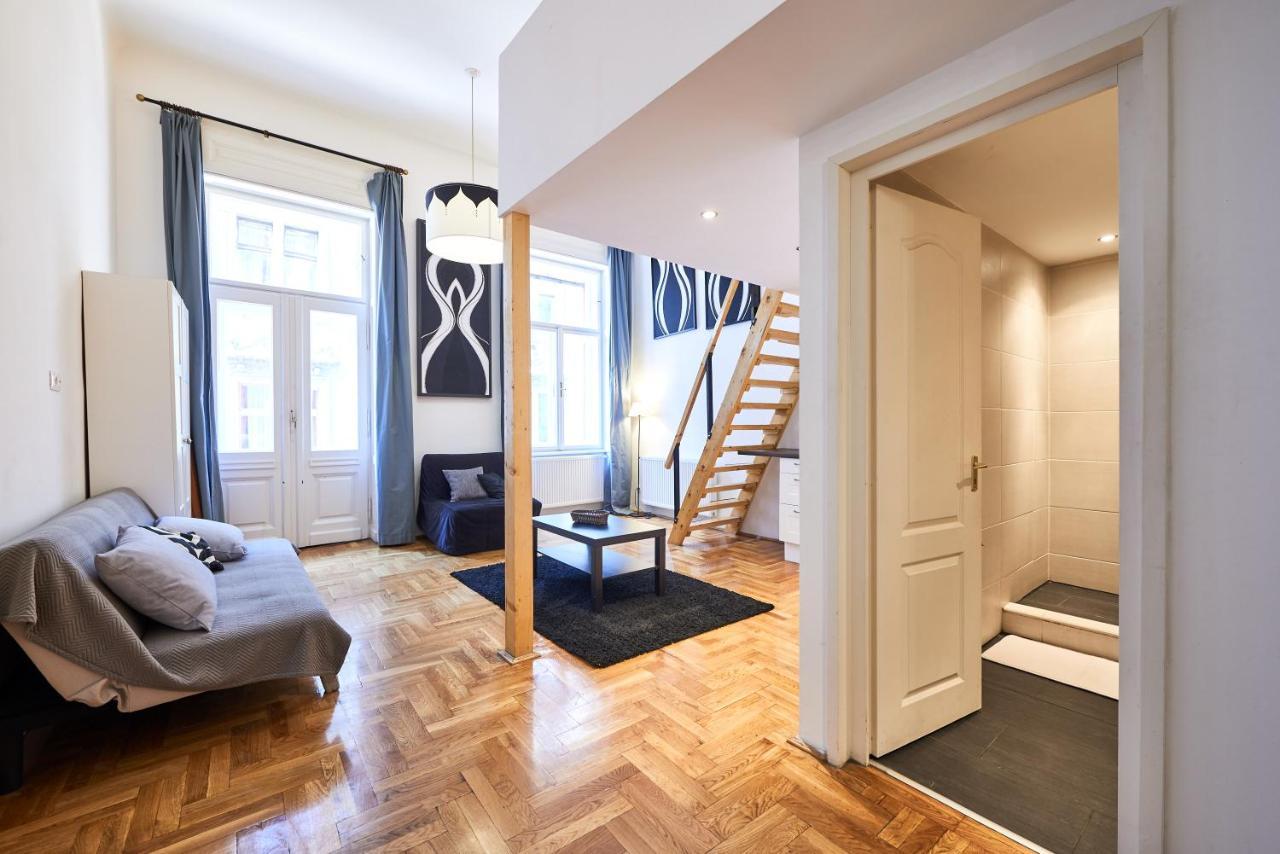 Large Apartment For Groups City Center Dist. VII Budapest Exterior foto