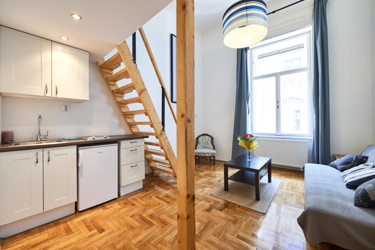 Large Apartment For Groups City Center Dist. VII Budapest Exterior foto