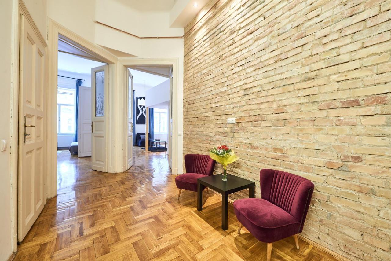 Large Apartment For Groups City Center Dist. VII Budapest Exterior foto